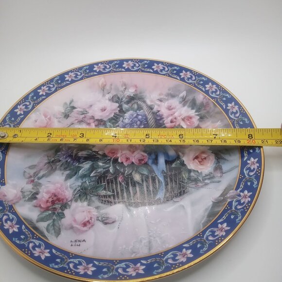 Lena Liu 1992 Plate 8" Porcelain Roses Basket Bouquets Gold Trim Limited Edition - Picture 7 of 8